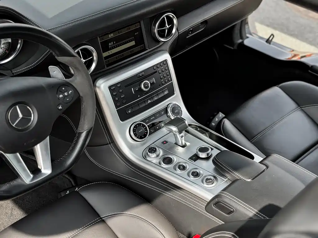 Mercedes-Benz Mercedes-Benz SLS AMG 2011 SLS AMG 2015 - thumbnail 10