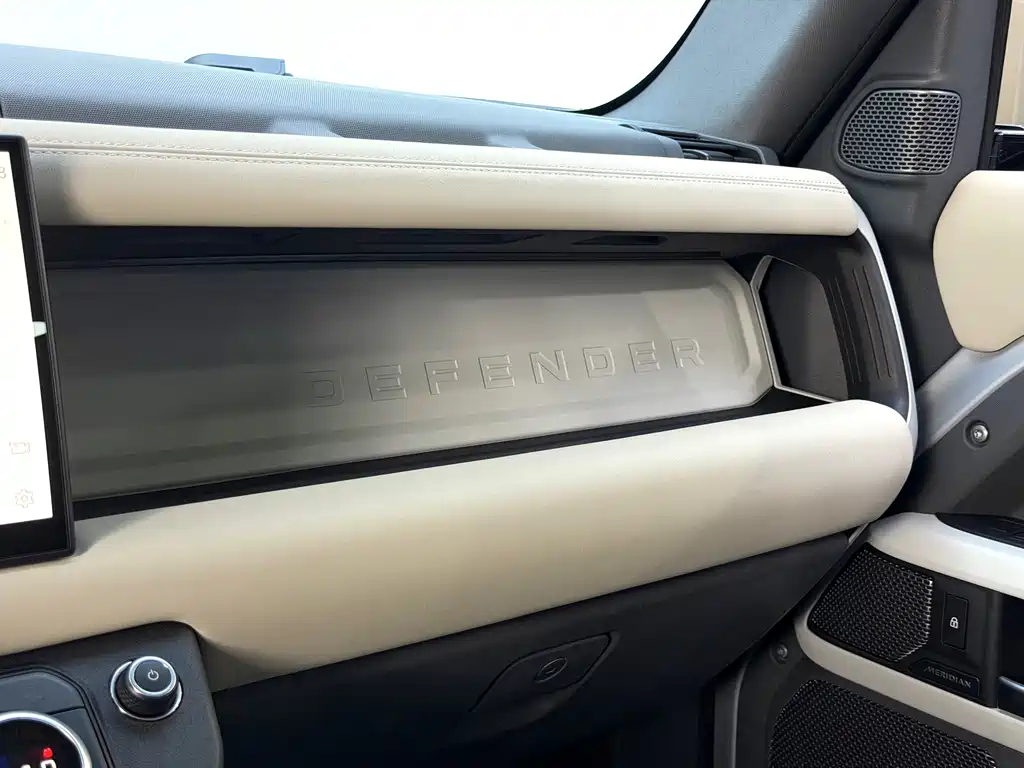Land Rover Land Rover Defender 2022 90 3.0T P400 XS 2021 - thumbnail 22