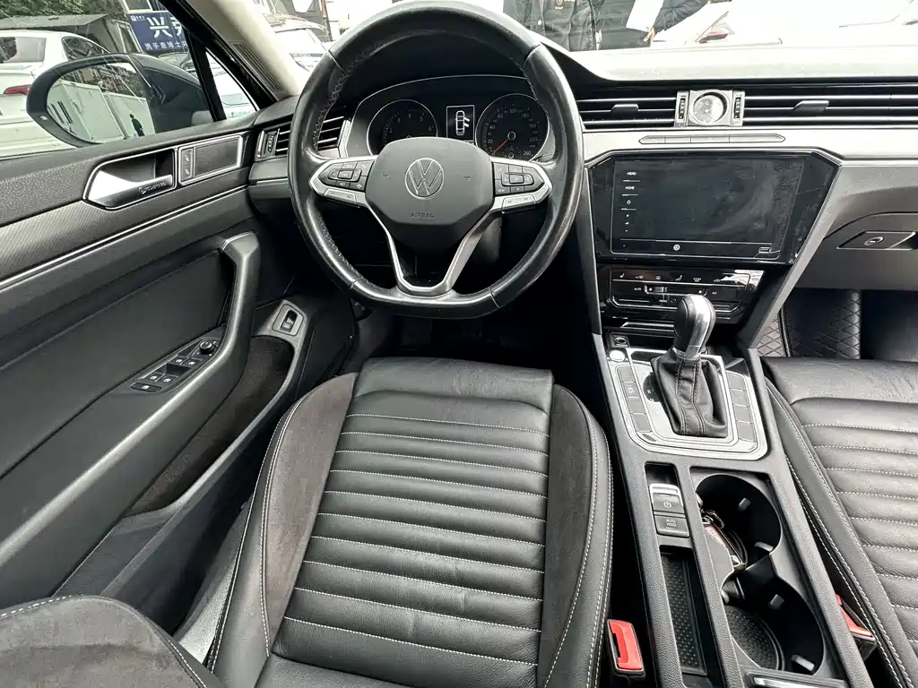 Volkswagen Magotan 2020 330TSI DSG Leading Model 2022 - thumbnail 21