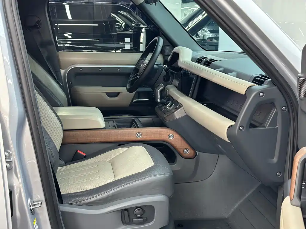Land Rover Land Rover Defender 2020 110 P400 HSE 2021 - thumbnail 6