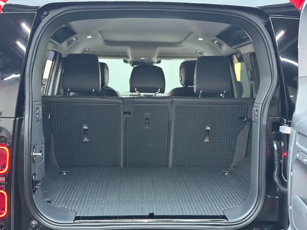 Land Rover Land Rover Defender 2020 110 P400 HSE 2021 - thumbnail 21