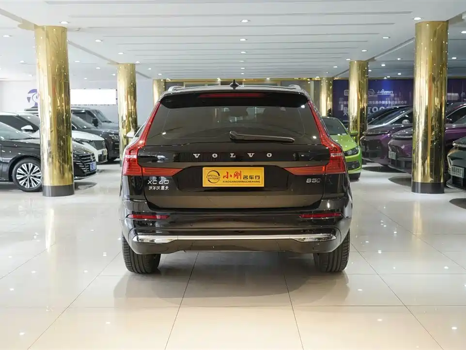 Volvo Volvo XC60 2024 B5 AWD Momentum Luxury Edition 2024 - thumbnail 17
