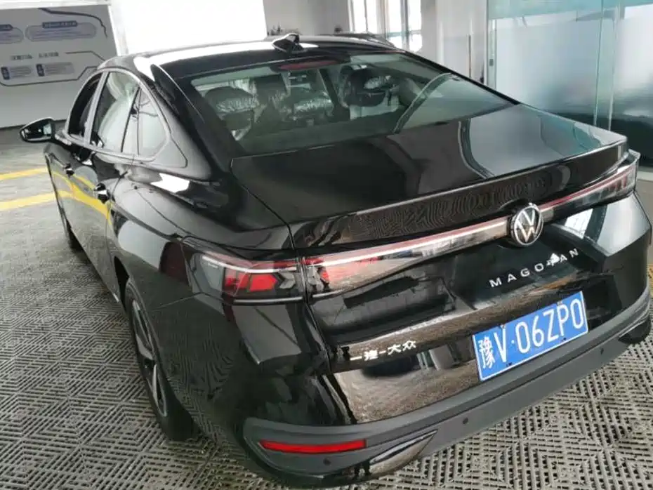 Volkswagen Magotan 2026 300TSI Premium Edition 2026 - thumbnail 2