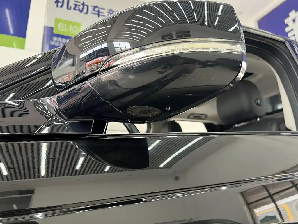 Land Rover Discovery 2018 3.0 SC V6 SE 2019 - thumbnail 6