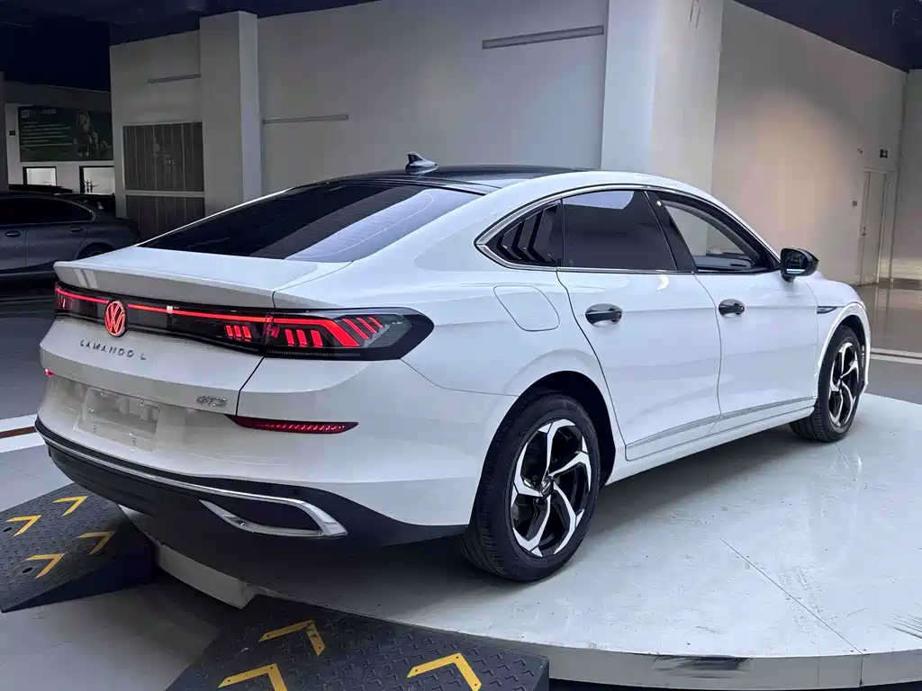 Volkswagen Volkswagen Lavida 2022 Lavida L 280TSI DSG Xuanla Edition 2023 - thumbnail 7