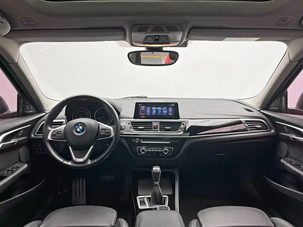 BMW BMW 1 Series 2017 118i Sport Line 2017 - thumbnail 24
