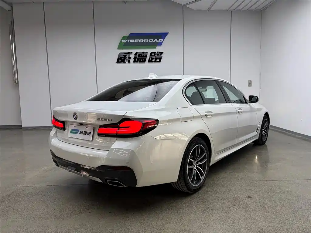 BMW BMW 5 Series 2022 Facelift 525Li M Sport Package 2021 - thumbnail 4