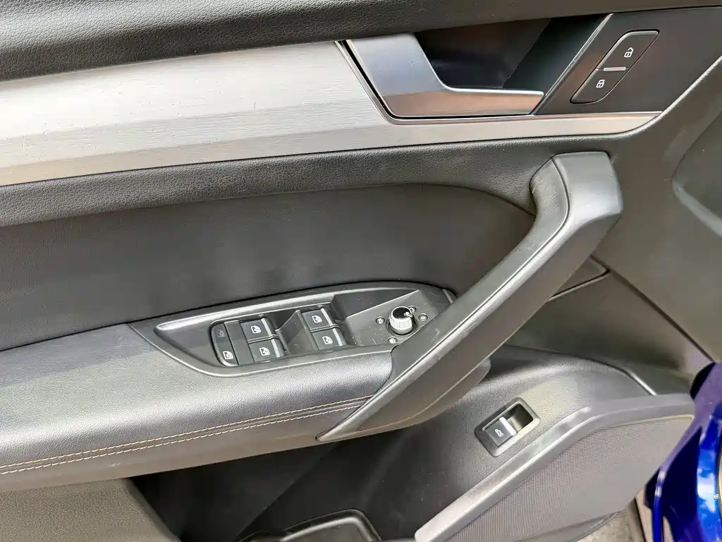 Audi Audi Q5L 2020 Facelift 40 TFSI Premium Progressive Edition 2020 - thumbnail 4
