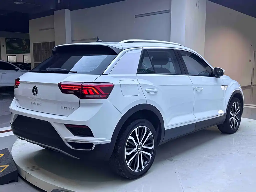 Volkswagen Volkswagen T-ROC 2022 280TSI DSG AWD Comfort Plus 2022 - thumbnail 6
