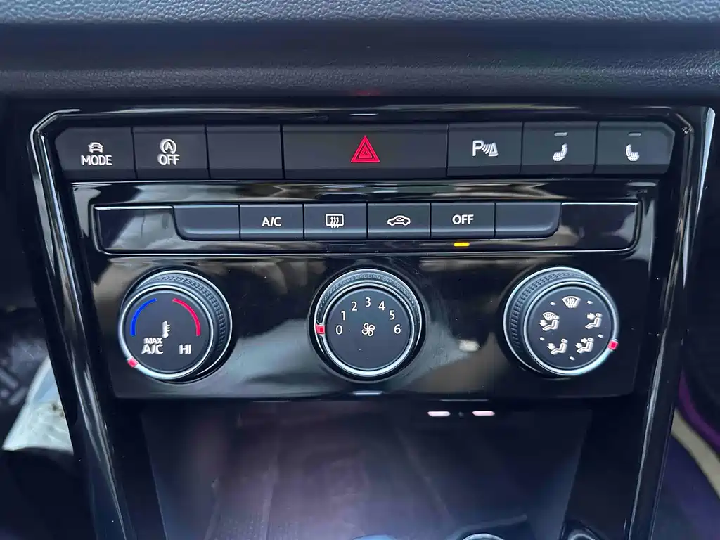 Volkswagen Volkswagen T-ROC 2022 280TSI DSG AWD Comfort Plus 2022 - thumbnail 15