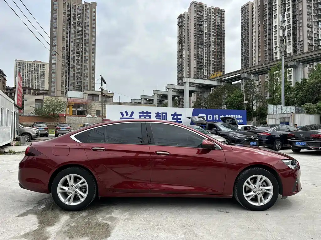 Buick Buick Regal 2021 552T Essence 2022 - thumbnail 7