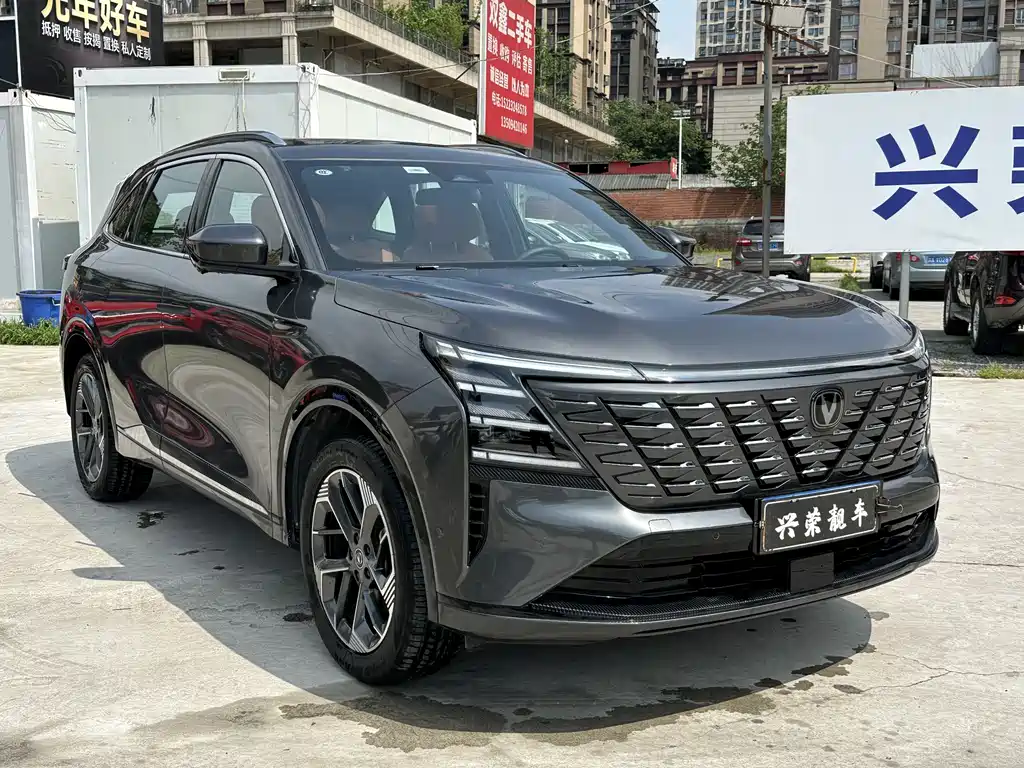 Changan Changan CS75 PLUS 2025 4th Generation 1.5T New Blue Whale Intelligent Flagship Model 2024 - thumbnail 3