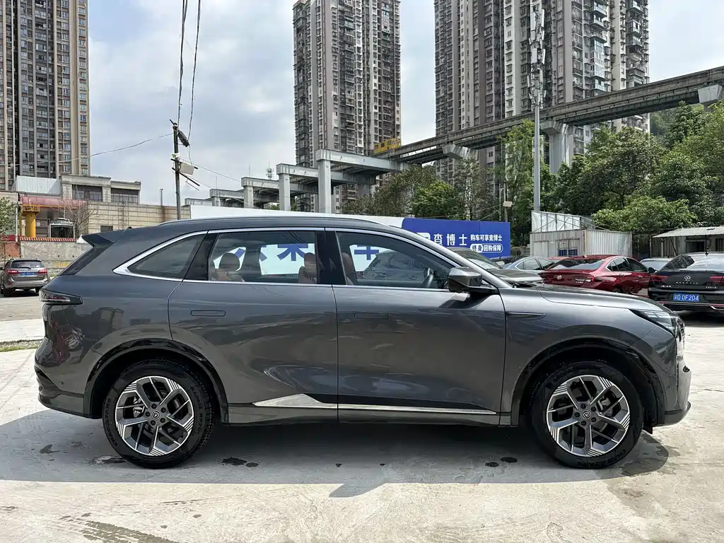 Changan Changan CS75 PLUS 2025 4th Generation 1.5T New Blue Whale Intelligent Flagship Model 2024 - thumbnail 7
