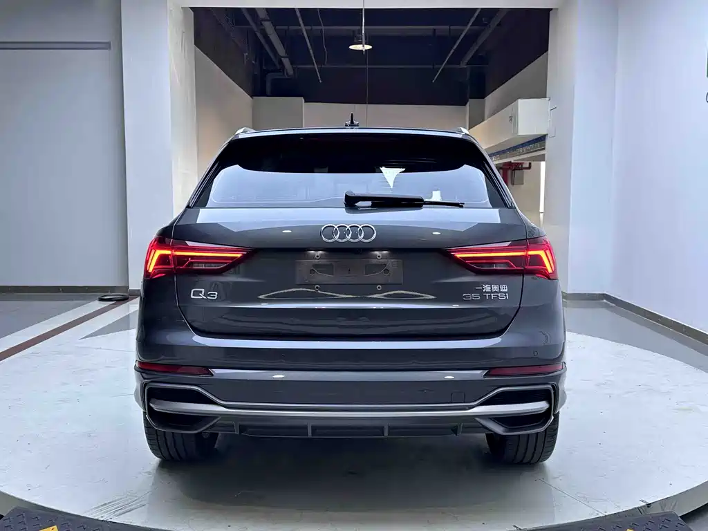 Audi Audi Q3 2022 35 TFSI Fashion Dynamic Model 2022 - thumbnail 4