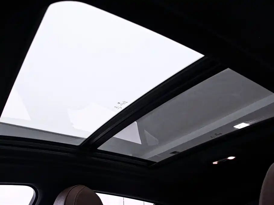 BMW BMW X6 xDrive40i M Sport Package 2022 Model Year 2023 - thumbnail 10
