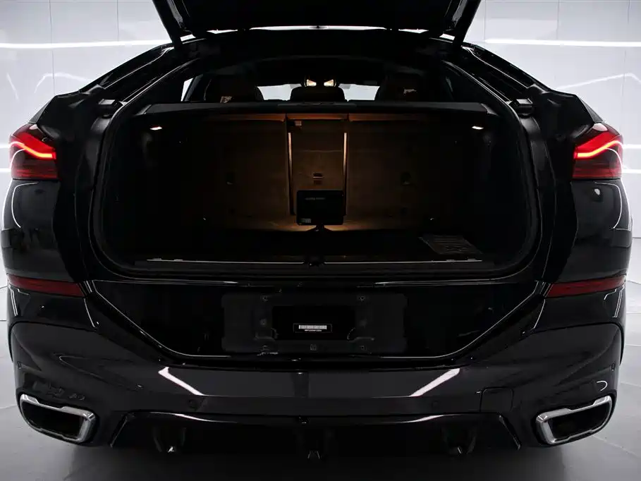 BMW BMW X6 xDrive40i M Sport Package 2022 Model Year 2023 - thumbnail 15