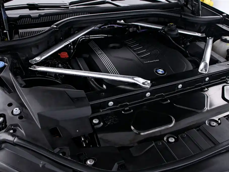 BMW BMW X6 xDrive40i M Sport Package 2022 Model Year 2023 - thumbnail 17