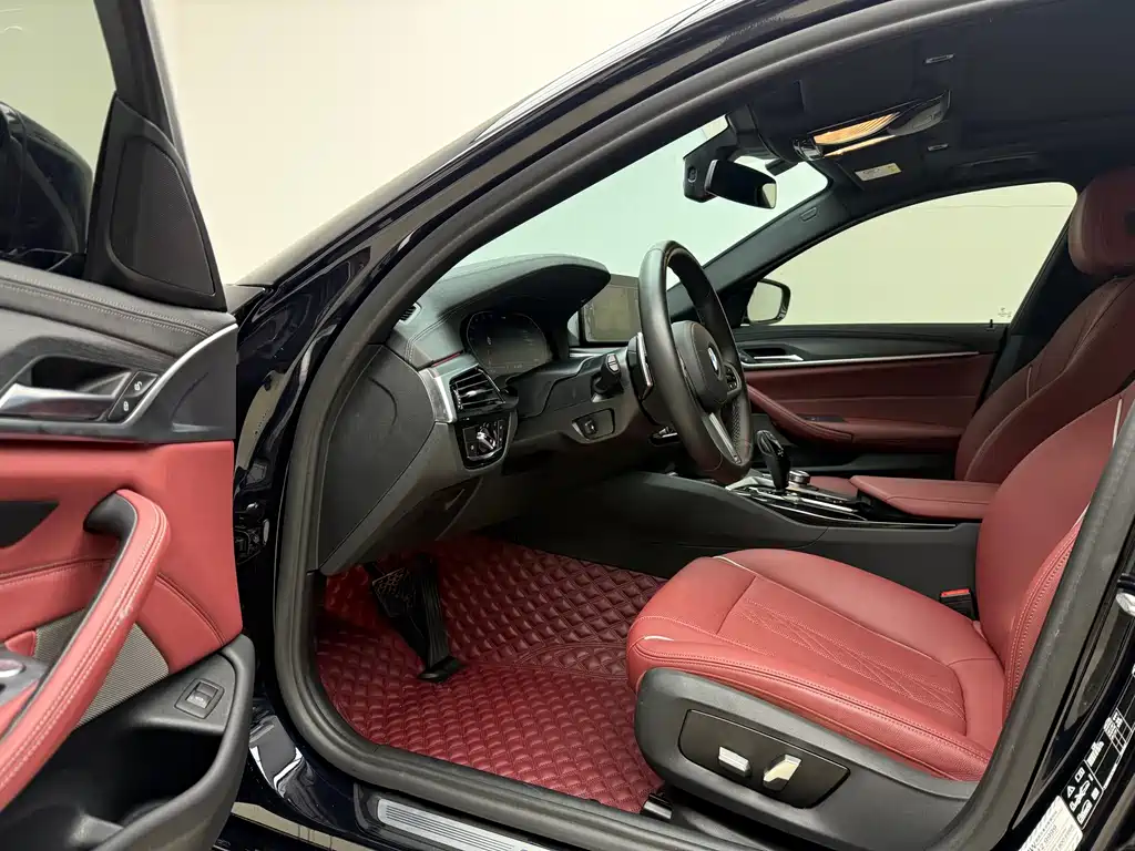 BMW BMW 5 Series 2022 Model Year Facelift 530Li xDrive M Sport Package 2022 - thumbnail 14