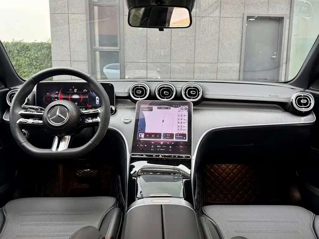 Mercedes-Benz Mercedes-Benz C-Class 2023 C 260 L Sport Edition 2023 - thumbnail 3