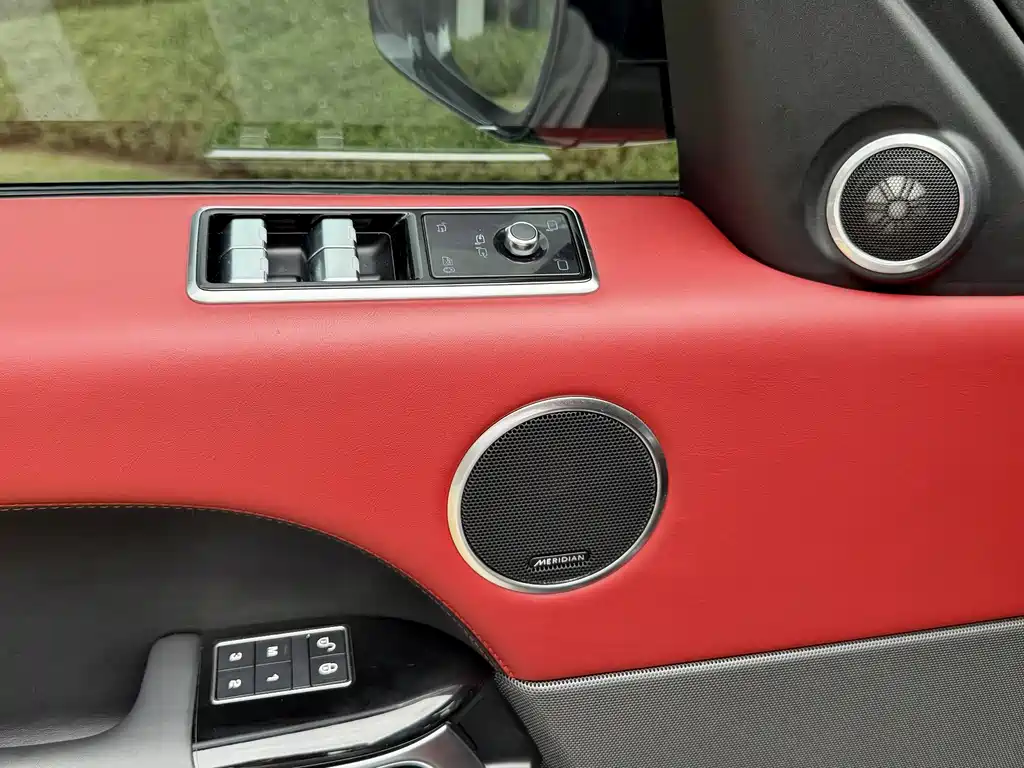 Land Rover Range Rover Sport 2018 3.0 SC V6 Dynamic SE First Edition 2019 - thumbnail 15