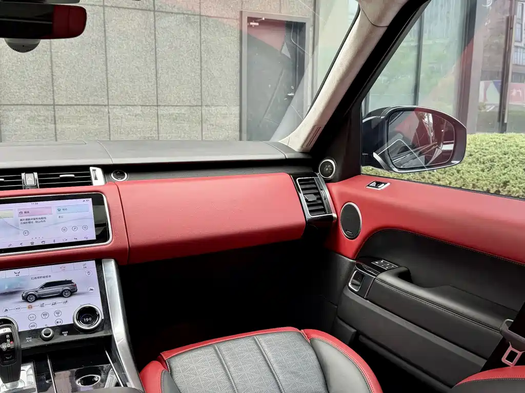 Land Rover Range Rover Sport 2018 3.0 SC V6 Dynamic SE First Edition 2019 - thumbnail 17