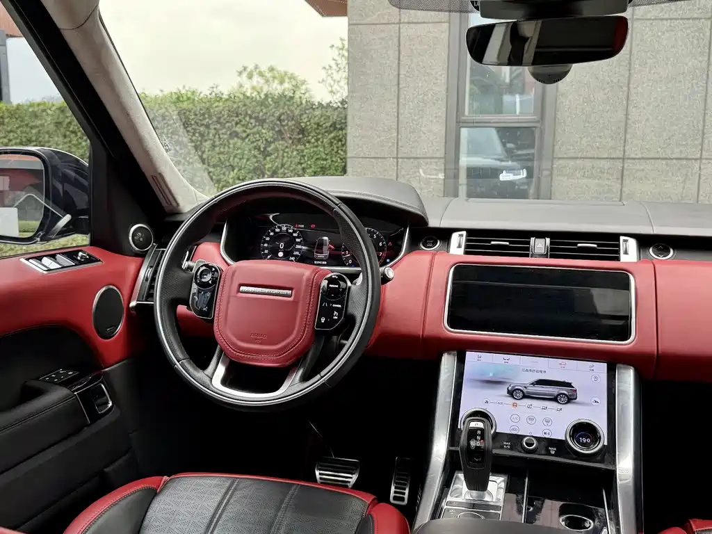 Land Rover Range Rover Sport 2018 3.0 SC V6 Dynamic SE First Edition 2019 - thumbnail 24