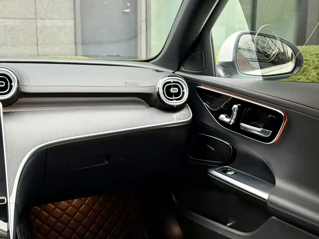 Mercedes-Benz Mercedes-Benz C-Class 2023 C 260 L Sport Edition 2023 - thumbnail 17