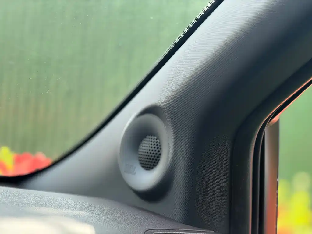 Toyota Toyota Sienna 2021 2.5L Hybrid Platinum Edition 2022 - thumbnail 14