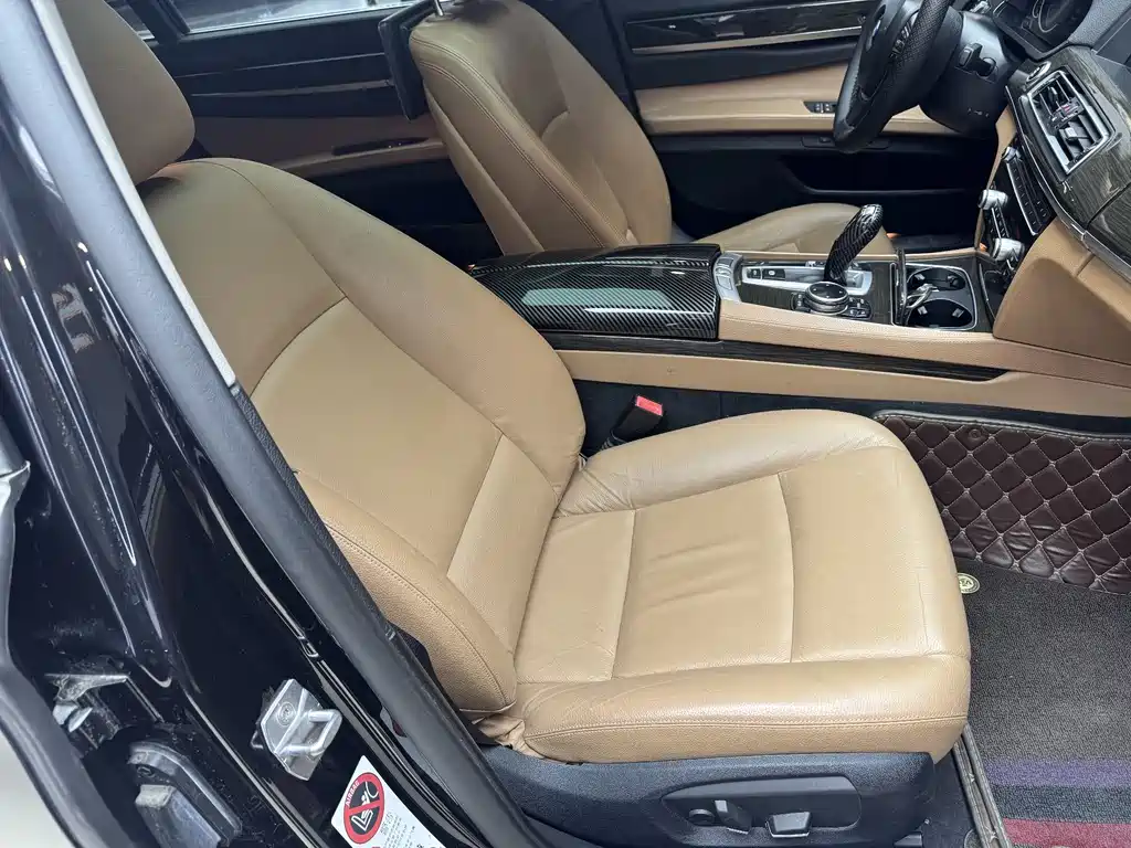 BMW BMW 7 Series 2013 Model 730Li Leading Edition 2014 - thumbnail 9