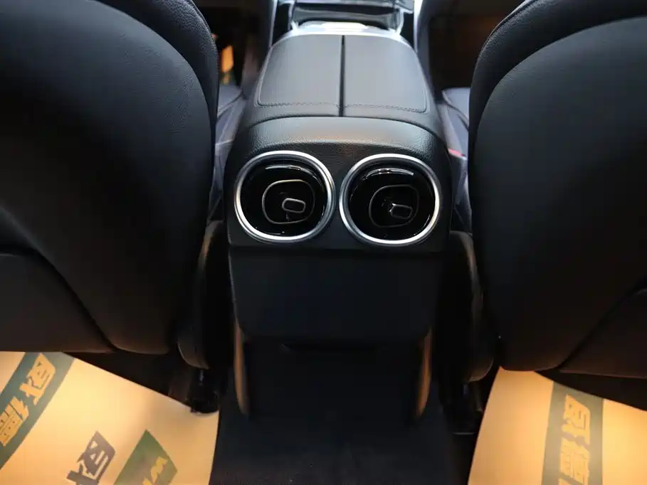 Mercedes-Benz Mercedes-Benz C-Class 2022 Facelift C 200 L Sport Edition 2023 - thumbnail 24