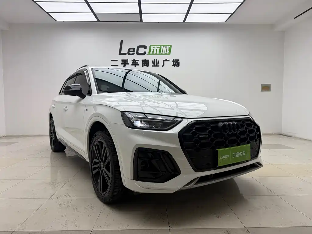 Audi Audi Q5L 2023 40T Luxury Dynamic Model 2023 - thumbnail 3