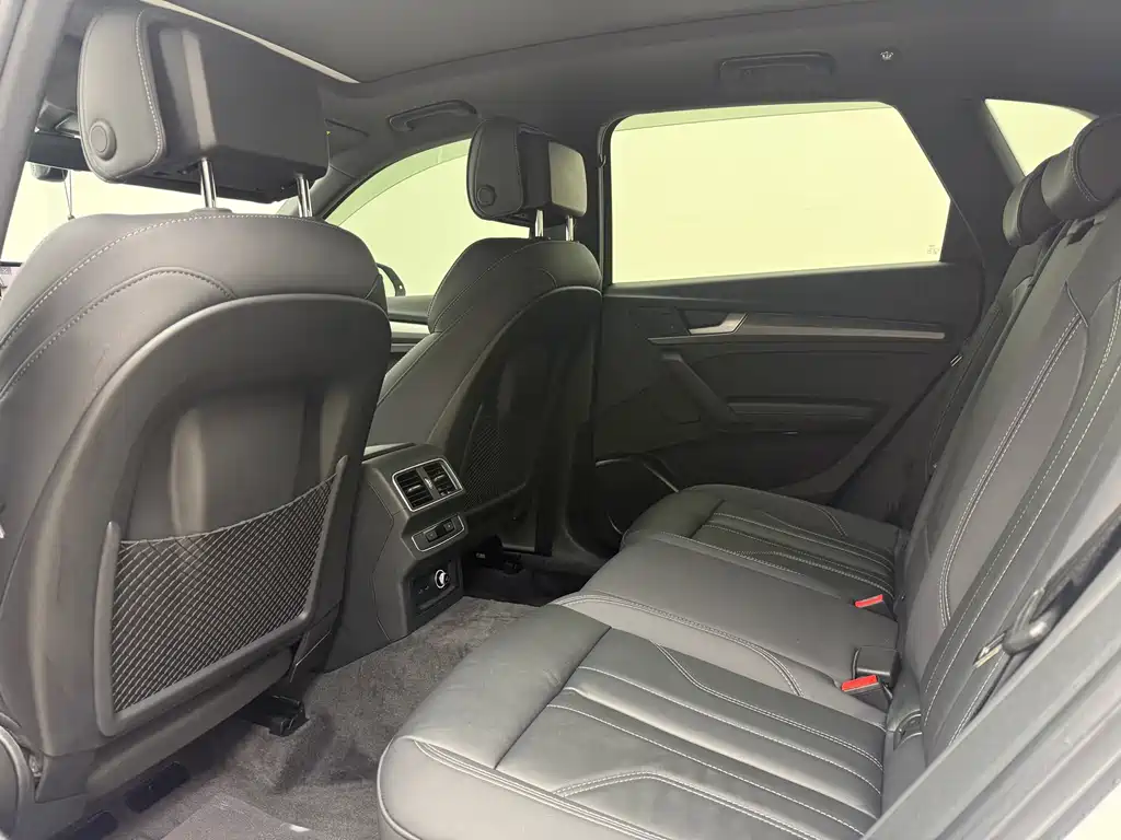 Audi Audi Q5L 2023 40T Luxury Dynamic Model 2023 - thumbnail 16