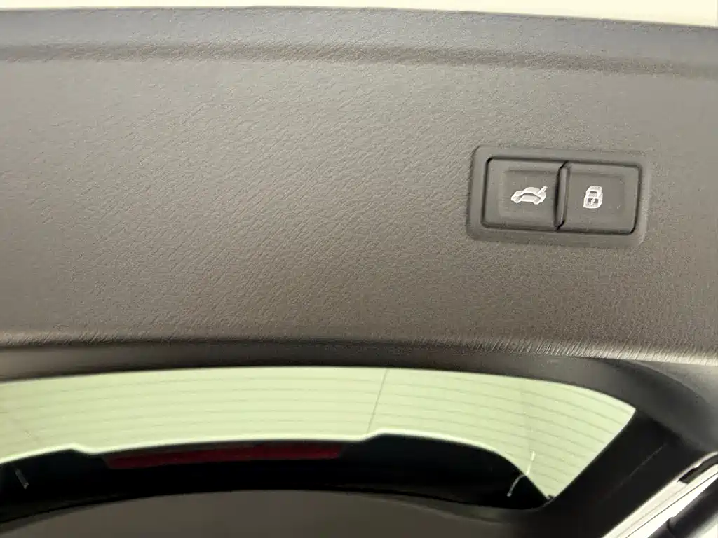 Audi Audi Q5L 2023 40T Luxury Dynamic Model 2023 - thumbnail 21