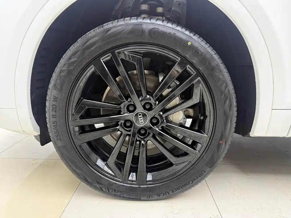 Audi Audi Q5L 2023 40T Luxury Dynamic Model 2023 - thumbnail 22