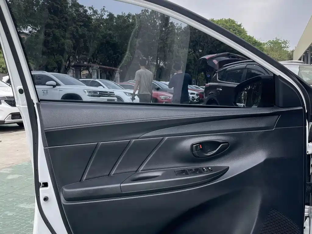 Toyota Toyota Vios 2022 Model 1.5L CVT Care Edition 2022 - thumbnail 10