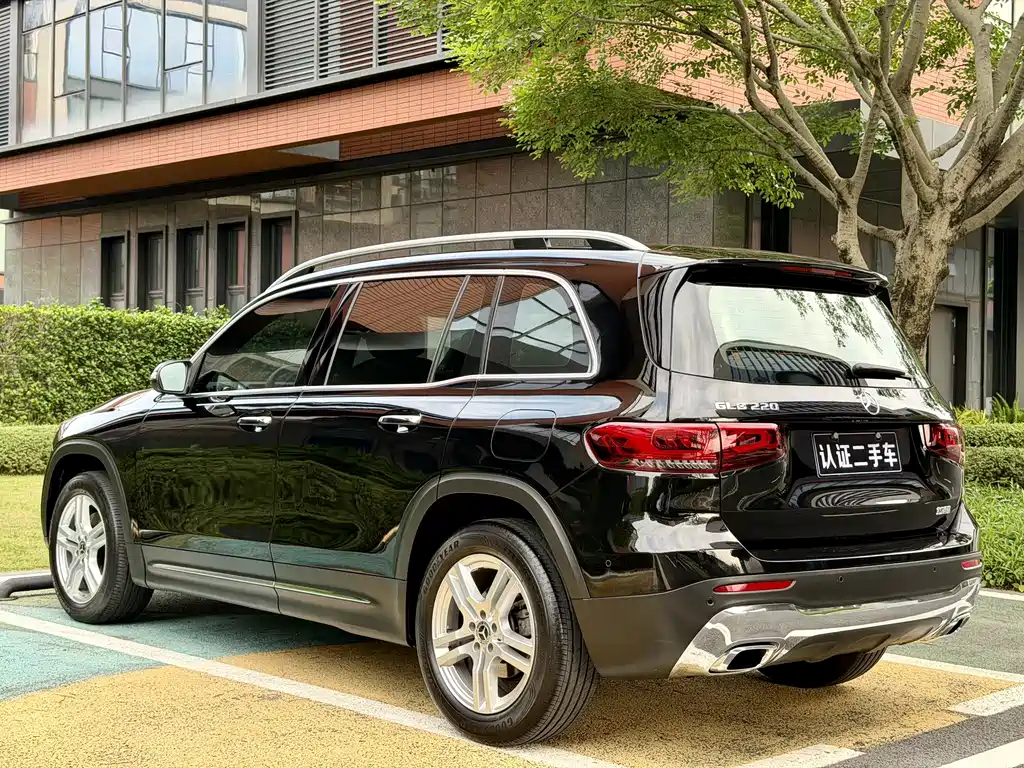 Mercedes-Benz Mercedes-Benz GLB 2023 GLB 220 Dynamic Model 2022 - thumbnail 4