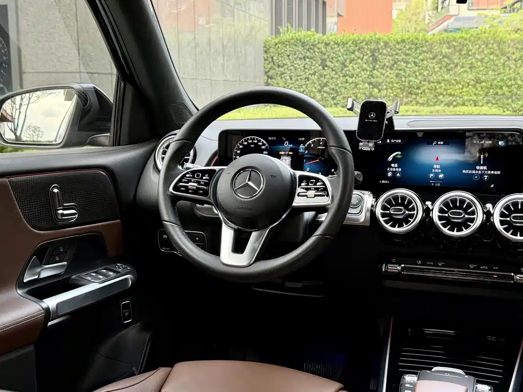 Mercedes-Benz Mercedes-Benz GLB 2023 GLB 220 Dynamic Model 2022 - thumbnail 15