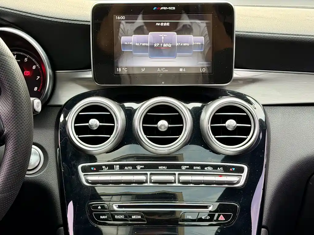 Mercedes-Benz Mercedes-Benz GLC 2016 GLC 200 4MATIC 2016 - thumbnail 19