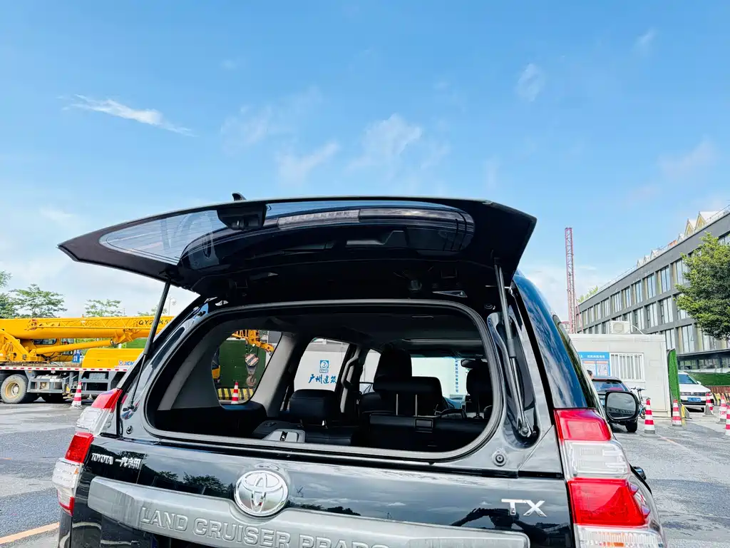 Toyota Toyota Prado 2016 2.7L Automatic Standard Edition 2017 - thumbnail 15