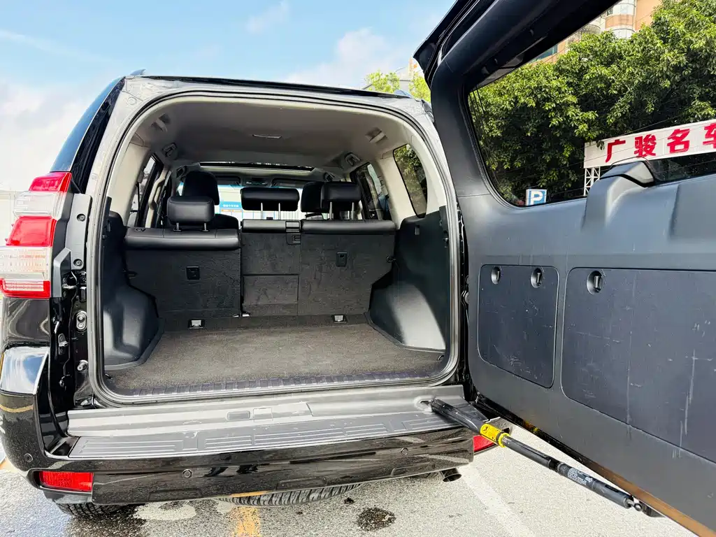 Toyota Toyota Prado 2016 2.7L Automatic Standard Edition 2017 - thumbnail 16