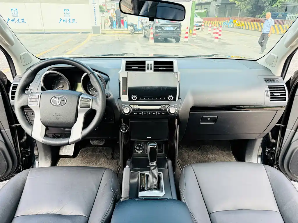 Toyota Toyota Prado 2016 2.7L Automatic Standard Edition 2017 - thumbnail 19