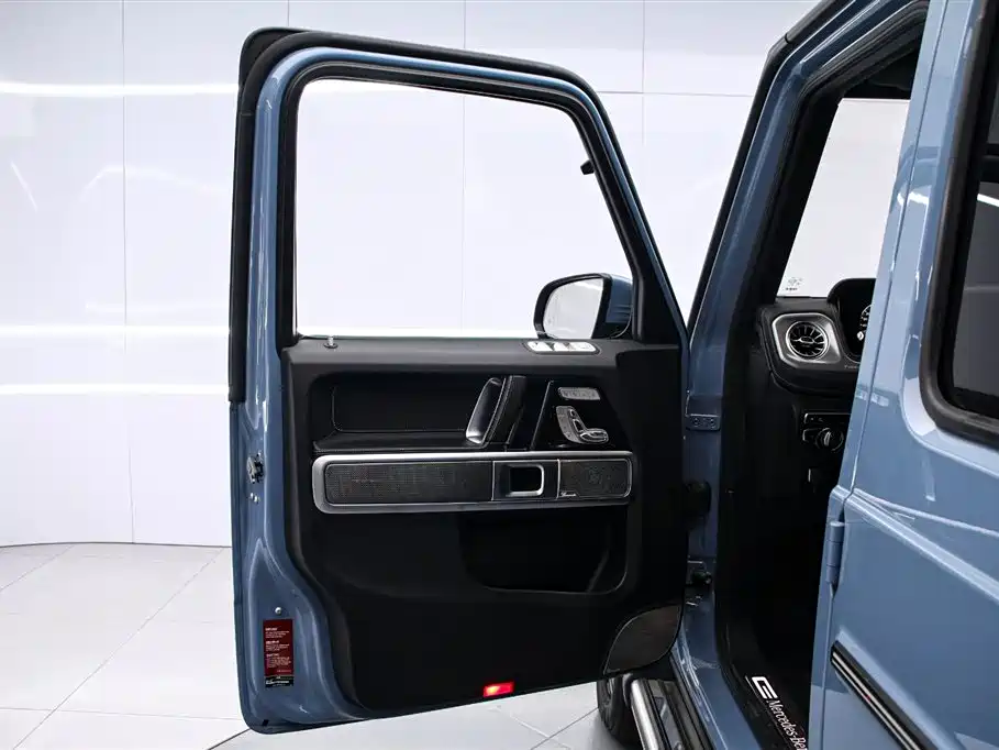 Mercedes-Benz Mercedes-Benz G-Class 2023 G 500 2023 - thumbnail 11