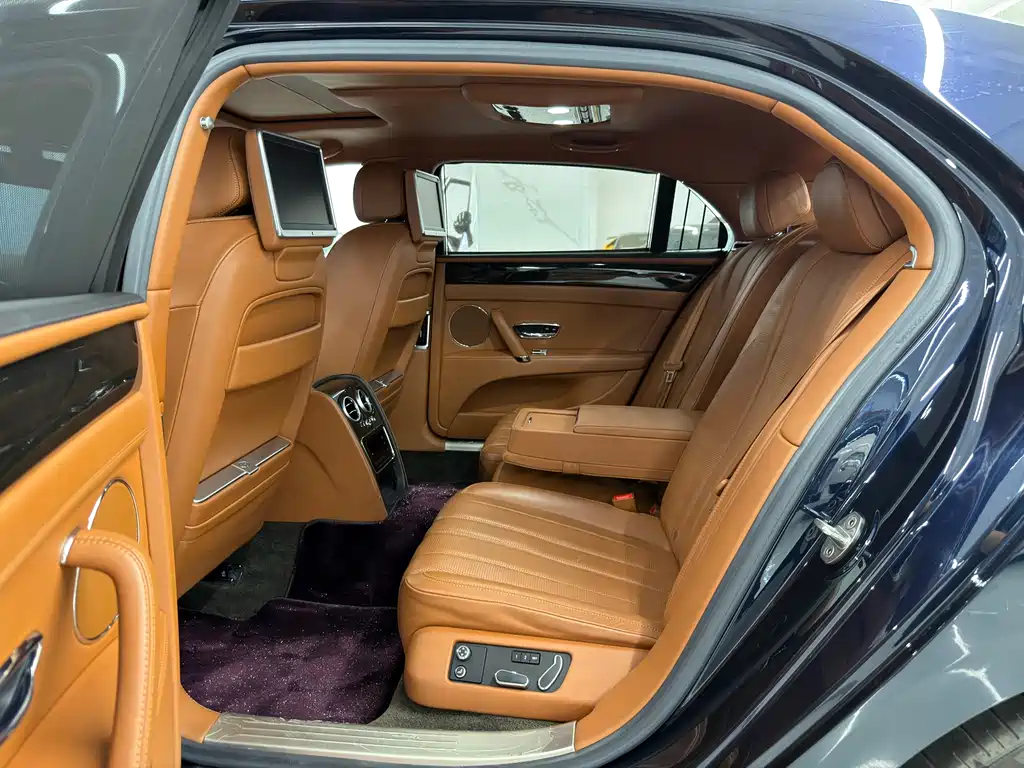 Bentley Bentley Flying Spur 2017 4.0T V8 Standard Edition 2018 - thumbnail 8