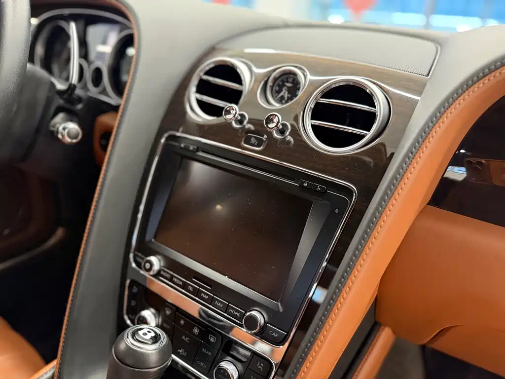 Bentley Bentley Flying Spur 2017 4.0T V8 Standard Edition 2018 - thumbnail 9