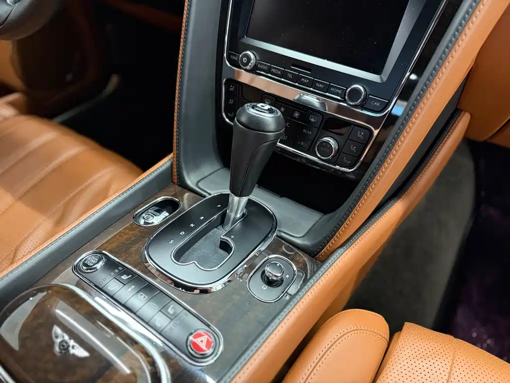 Bentley Bentley Flying Spur 2017 4.0T V8 Standard Edition 2018 - thumbnail 10