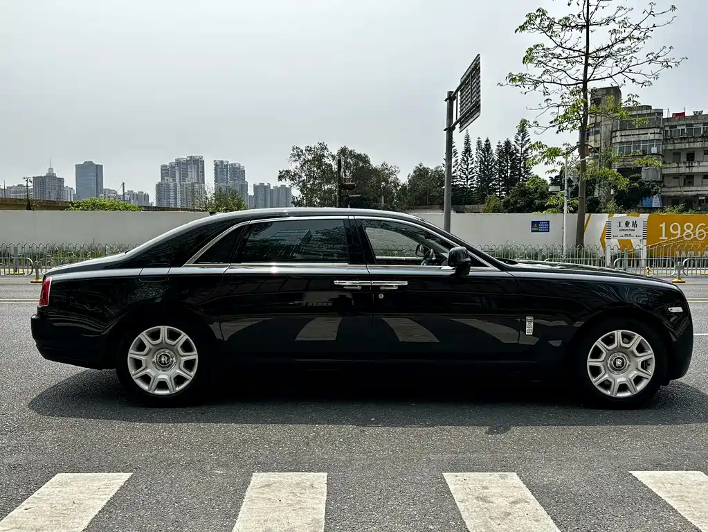 Rolls-Royce Rolls-Royce Ghost 2014 6.6T Extended Wheelbase 2014 - thumbnail 4