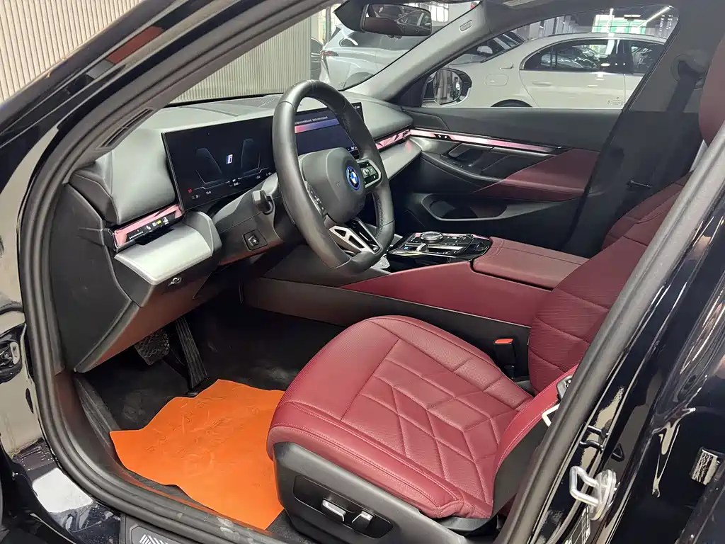 BMW BMW i5 2024 eDrive 35L M Sport Package 2024 - thumbnail 6