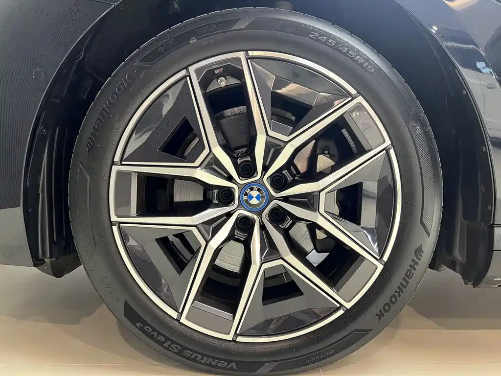 BMW BMW i5 2024 eDrive 35L M Sport Package 2024 - thumbnail 12