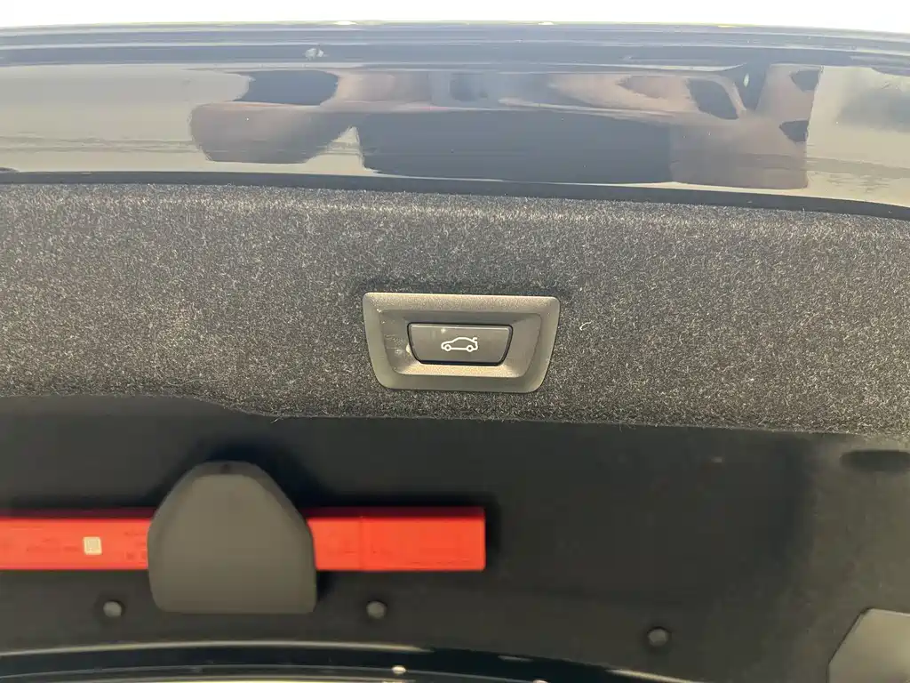 BMW BMW i5 2024 eDrive 35L M Sport Package 2024 - thumbnail 16