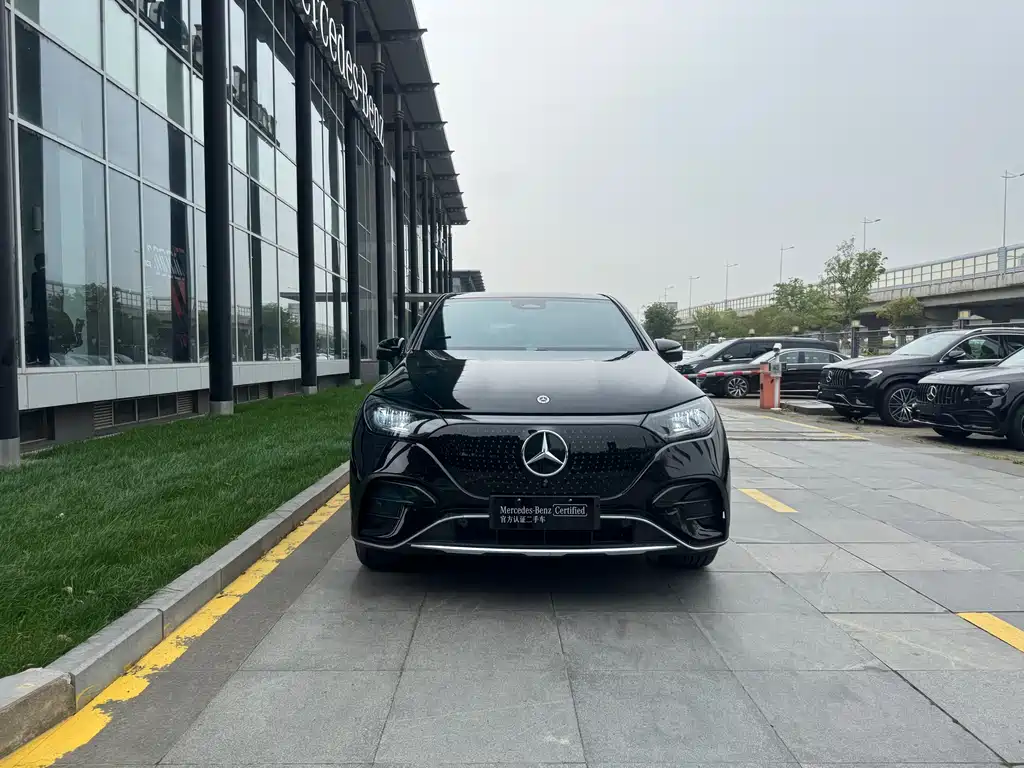 Mercedes-Benz Mercedes-Benz EQE SUV 2026 500 4MATIC Pioneer Edition 2026 - thumbnail 3